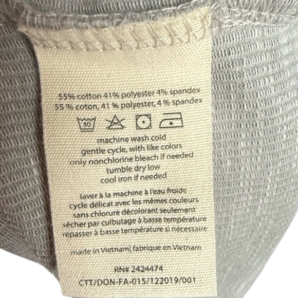 DONNI. Gray and Cream Cardigan Sweater Sz One Size - Picture 6 of 6